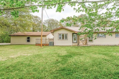 /international/us/30-camp-yocum-road-galena-mo-110109748225/