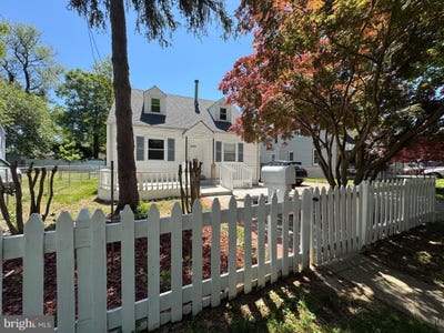 /international/us/5007-oglethorpe-street-riverdale-md-110107819995/