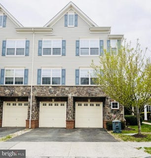 /international/us/11187-wortham-crest-circle-manassas-va-110108387268/