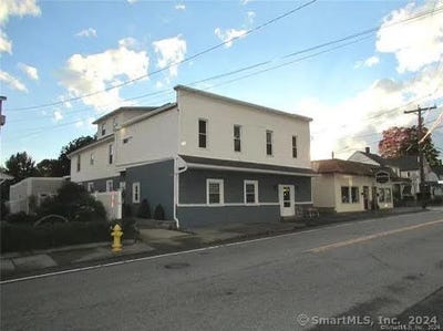 /international/us/243-n-elm-street-torrington-ct-110106175593/
