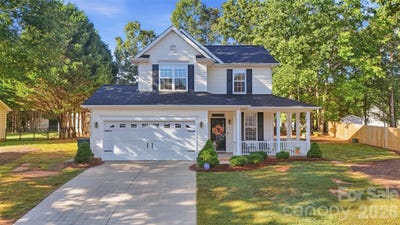 /international/us/1242-laurel-woods-drive-gastonia-nc-110120456629/