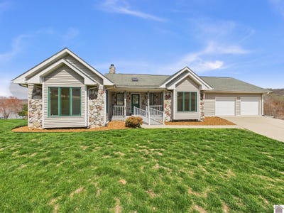 /international/us/250-sun-hill-circle-cadiz-ky-110098548821/
