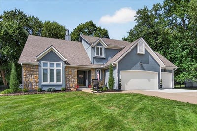/international/us/12830-high-drive-leawood-ks-110110317242/