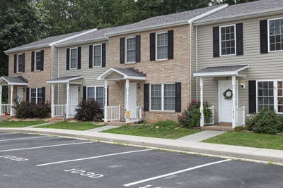 /international/us/103-13th-st-grottoes-va-110101024074/