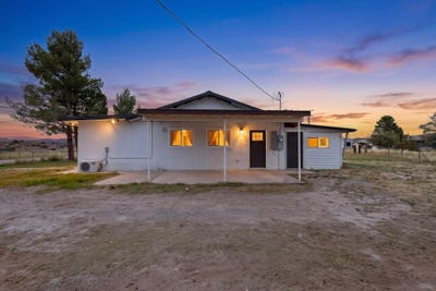 /international/us/socorro-nm-110120664913/