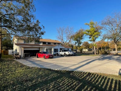 /international/us/613-central-texas-expressway-lampasas-tx-110103693058/