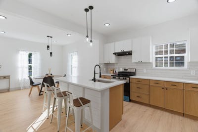 /international/us/1710-gould-avenue-fort-worth-tx-110107859908/