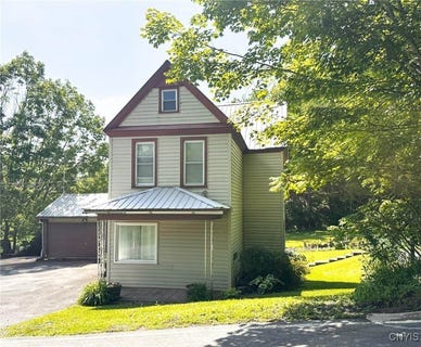 /international/us/9260-grange-hill-road-new-hartford-ny-110100420197/