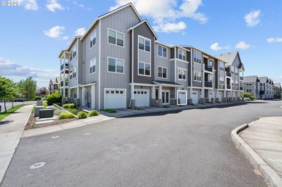 /international/us/16322-nw-chadwick-way-portland-or-110100976300/