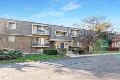 /international/us/218-e-bailey-road-naperville-il-110107666633/