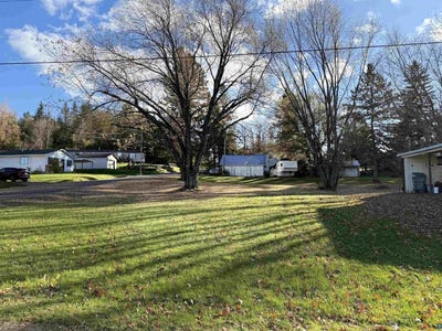 /international/us/418-lincoln-dr-mellen-wi-110103201575/