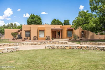 /international/us/945-ironshoe-road-las-cruces-nm-110108417476/