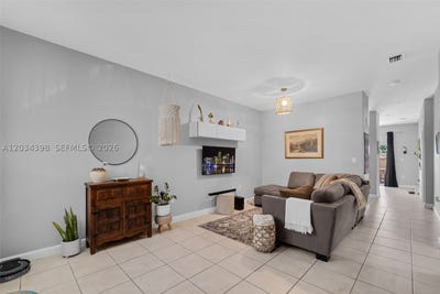 /international/us/2551-se-16th-ter-homestead-fl-110108696442/