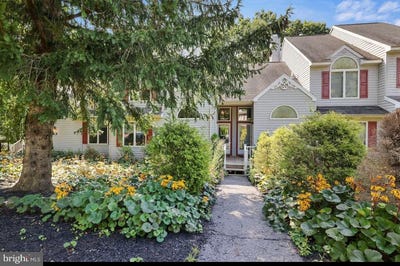 /international/us/78-laurelwoods-drive-lake-harmony-pa-110100515961/