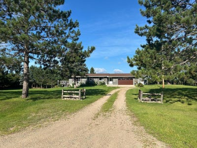 /international/us/29533-505th-avenue-henning-mn-110105724701/