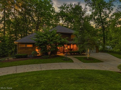/international/us/881-gaylord-grove-road-cuyahoga-falls-oh-110108553169/