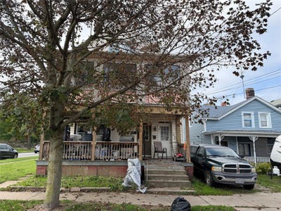 /international/us/1826-chestnut-street-erie-pa-110120148992/