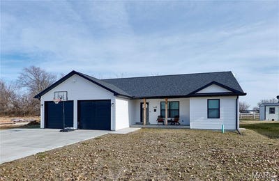 /international/us/501-gaw-court-bowling-green-mo-110104573655/