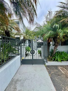 /international/us/970-glenneyre-street-laguna-beach-ca-110108613132/