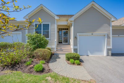 /international/us/44-twin-oaks-drive-mashpee-ma-110099133690/