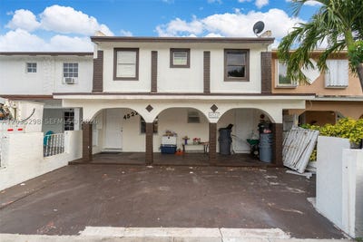 /international/us/4522-nw-194th-st-miami-gardens-fl-110108709877/