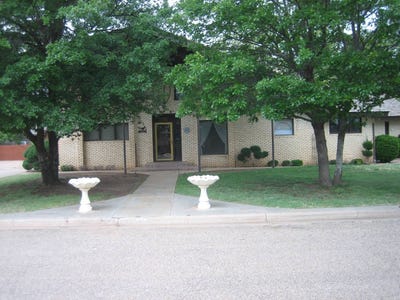 /international/us/900-6th-street-farwell-tx-110101245944/