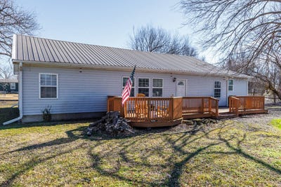 /international/us/506-s-washington-st-elk-city-ks-110104880930/
