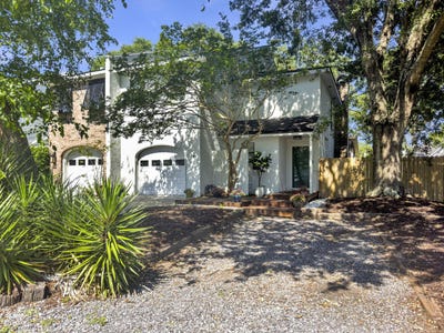 /international/us/19-meander-row-charleston-sc-110108612525/