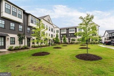 /international/us/6635-beacon-drive-sandy-springs-ga-110105632603/