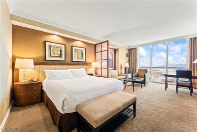 /international/us/145-e-harmon-avenue-las-vegas-nv-110108546121/