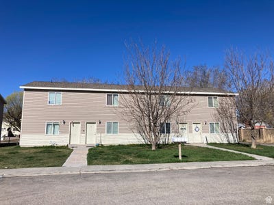 /international/us/818-s-50-e-vernal-ut-110092434428/