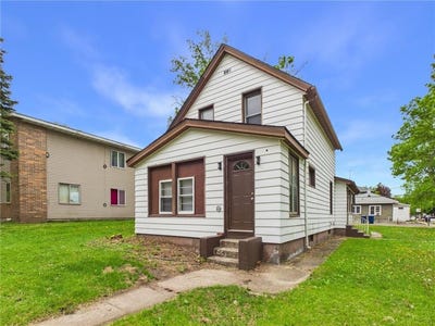/international/us/903-8th-avenue-s-saint-cloud-mn-110108445938/