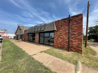 /international/us/1926-n-1st-street-abilene-tx-110100202375/