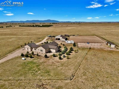 /international/us/9690-n-log-road-calhan-co-110097758973/
