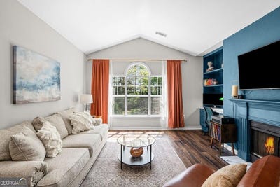 /international/us/238-edinburgh-court-milton-ga-110110364820/