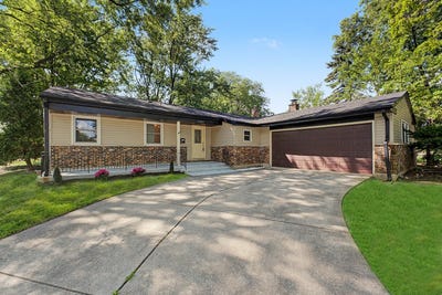 /international/us/1704-s-highland-avenue-arlington-heights-il-110109056358/