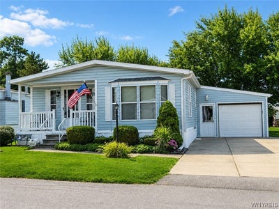 /international/us/37-brookridge-drive-hamburg-ny-110119777996/