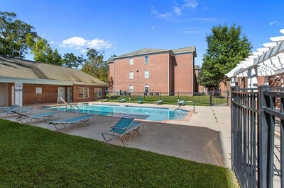 /international/us/3000-s-adams-street-tallahassee-fl-110107692077/