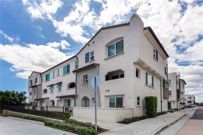 /international/us/12910-oliana-drive-la-mirada-ca-110107752460/