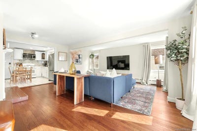 /international/us/584-courtland-avenue-bridgeport-ct-110108356763/