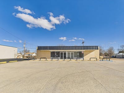 /international/us/1900-n-hobart-street-pampa-tx-110107632874/