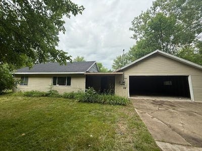 /international/us/3903-willow-drive-ne-grand-rapids-mi-110100319785/