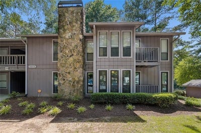 /international/us/3985-woodridge-way-tucker-ga-110119892283/
