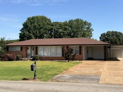 /international/us/807-tyler-ave-muscle-shoals-al-110108804483/