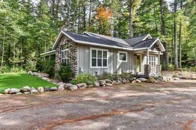 /international/us/12882-helms-ln-manitowish-waters-wi-110108235684/