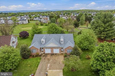/international/us/309-brookline-drive-charles-town-wv-110107697407/