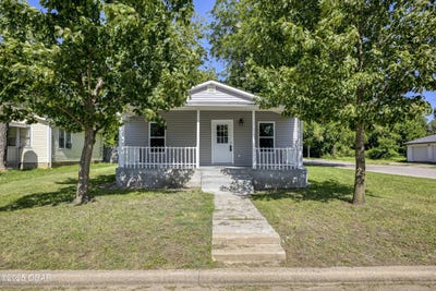 /international/us/1729-s-minnesota-avenue-joplin-mo-110101153942/