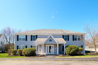 /international/us/3-tampa-drive-rochester-nh-110107807721/