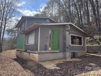 /international/us/90-scenic-hill-drive-bryson-city-nc-110106300155/