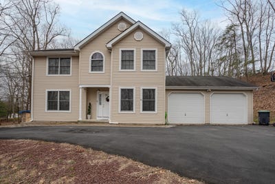 /international/us/128-cardinal-road-cresco-pa-110098927059/